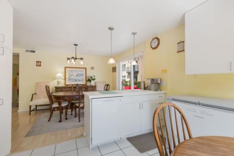 1800 Dewes Street Glenview IL 60025