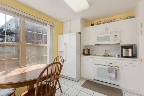 1800 Dewes Street Glenview IL 60025