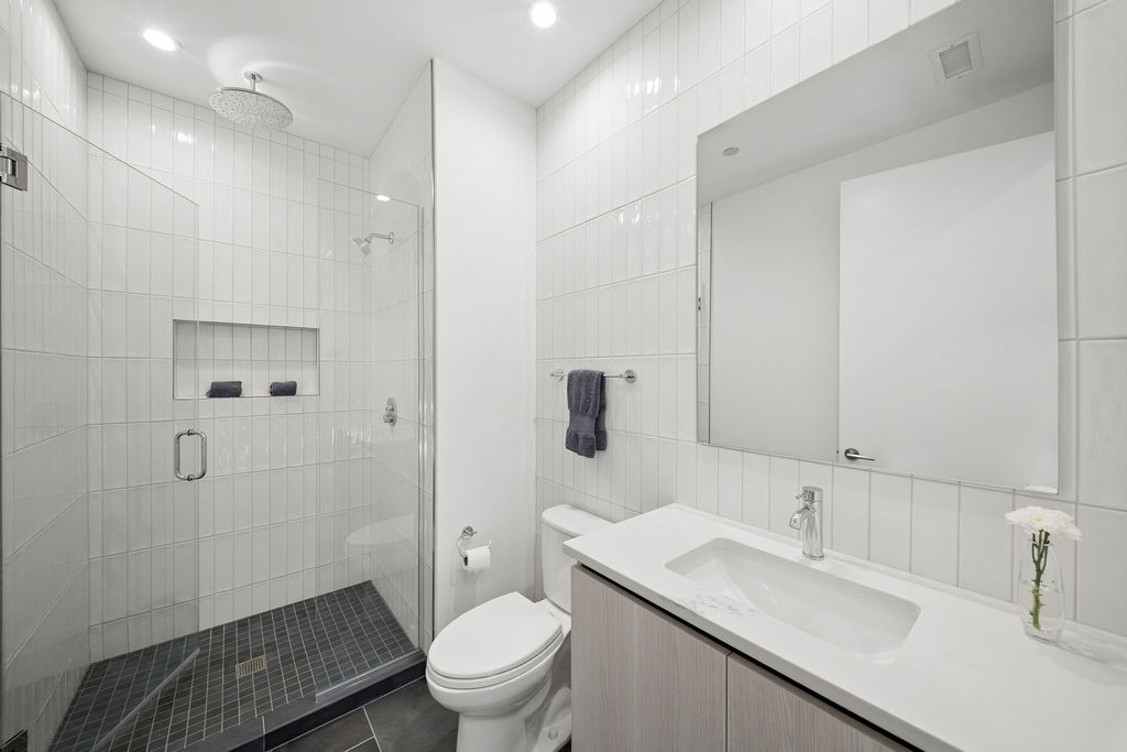 323 South Racine Avenue Chicago IL 60607