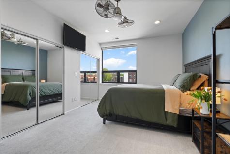 2045 West Concord Place Chicago IL 60647
