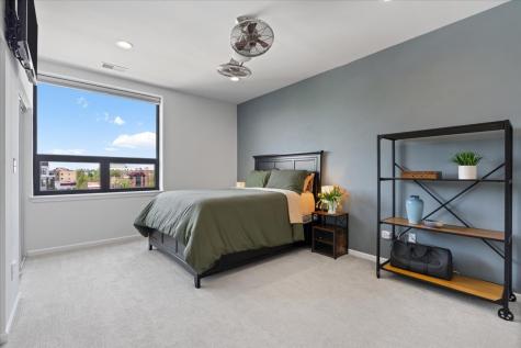2045 West Concord Place Chicago IL 60647