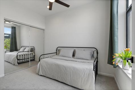 2045 West Concord Place Chicago IL 60647
