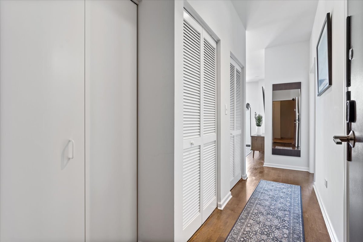 2045 West Concord Place Chicago IL 60647