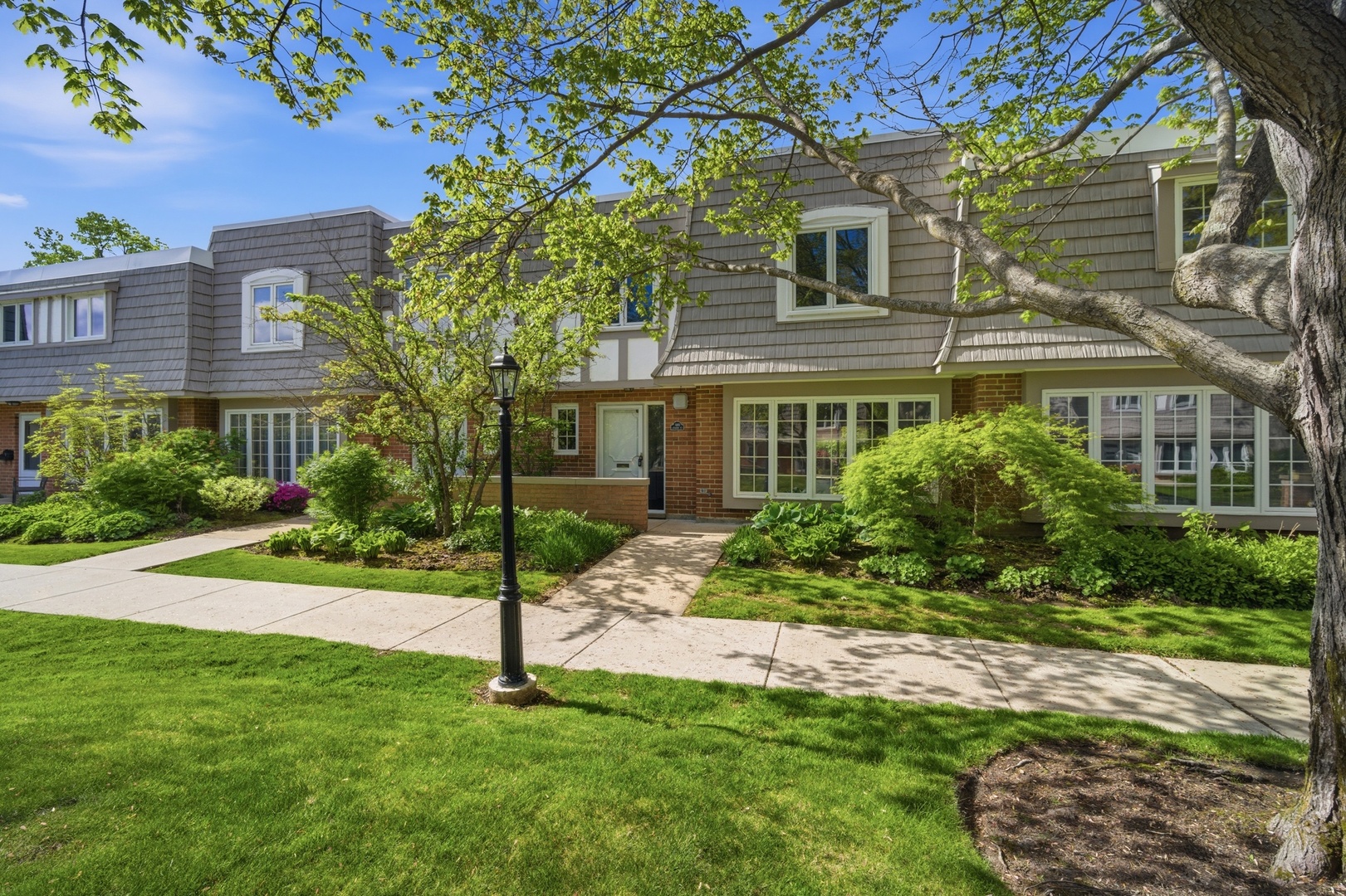 1490 Avignon Court Highland Park IL 60035