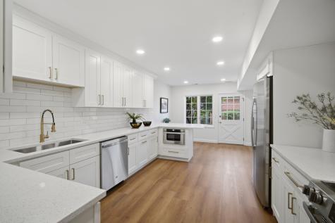 1490 Avignon Court Highland Park IL 60035