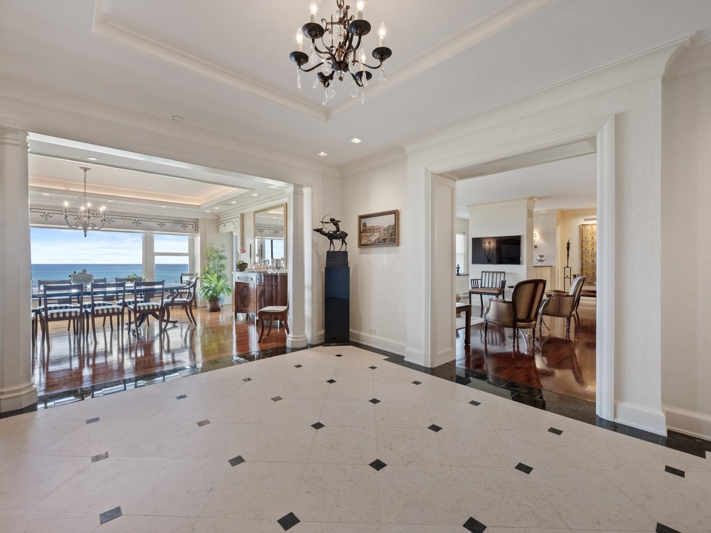 2120 North Lincoln Park West Chicago IL 60614