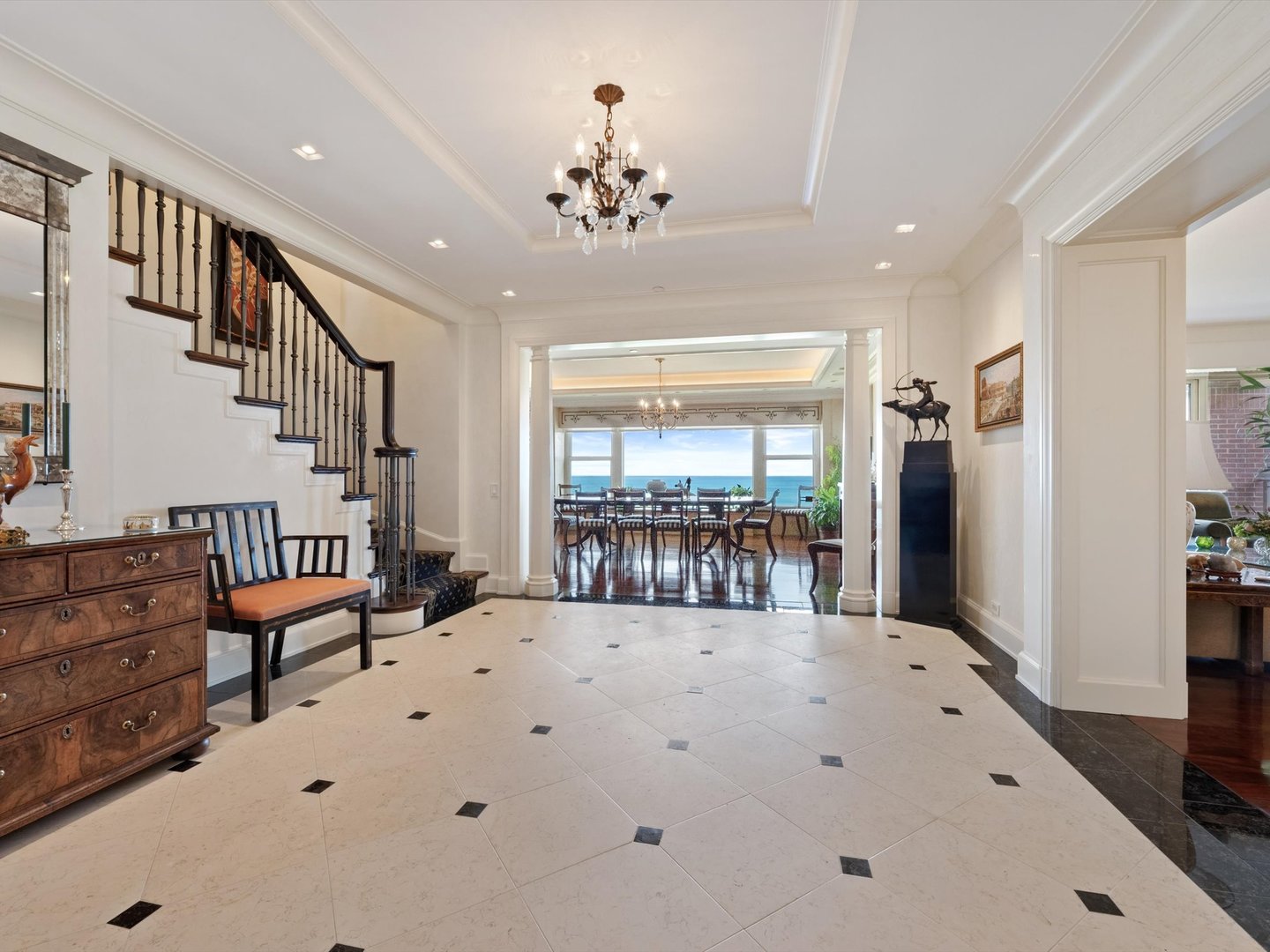 2120 North Lincoln Park West Chicago IL 60614