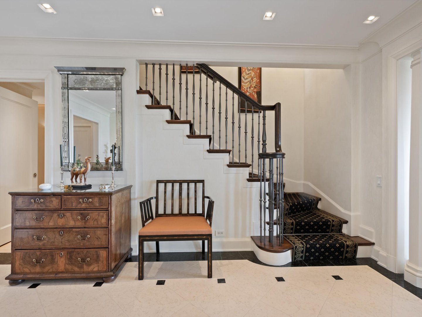 2120 North Lincoln Park West Chicago IL 60614