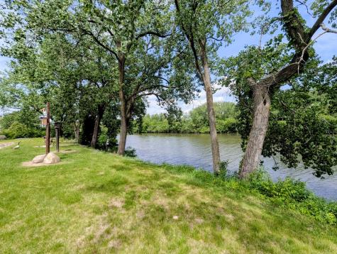 11511 Autobahn Drive E Palos Park IL 60464