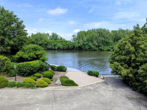 11511 Autobahn Drive E Palos Park IL 60464