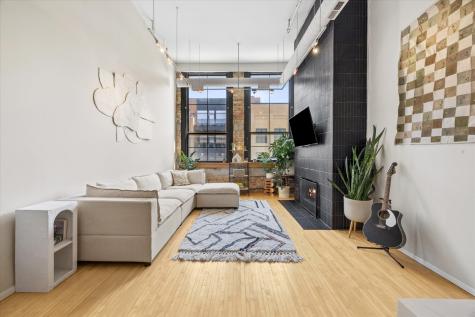 3024 North Lincoln Avenue Chicago IL 60657