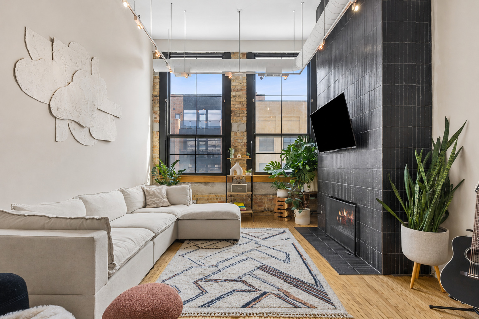 3024 North Lincoln Avenue Chicago IL 60657