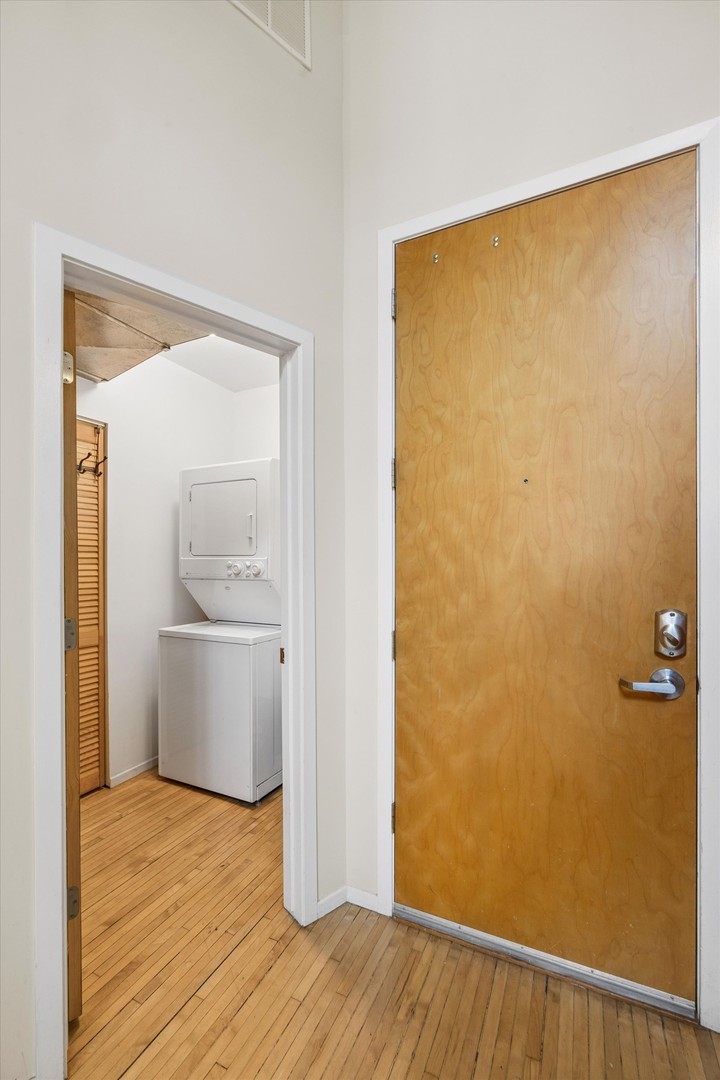3024 North Lincoln Avenue Chicago IL 60657