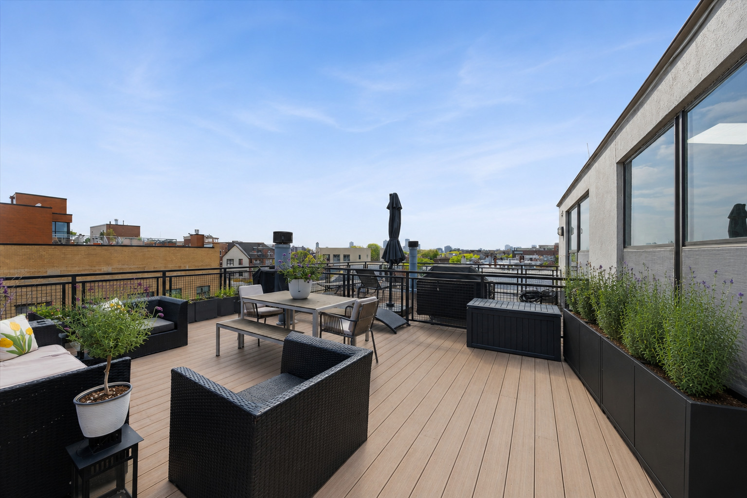 3024 North Lincoln Avenue Chicago IL 60657