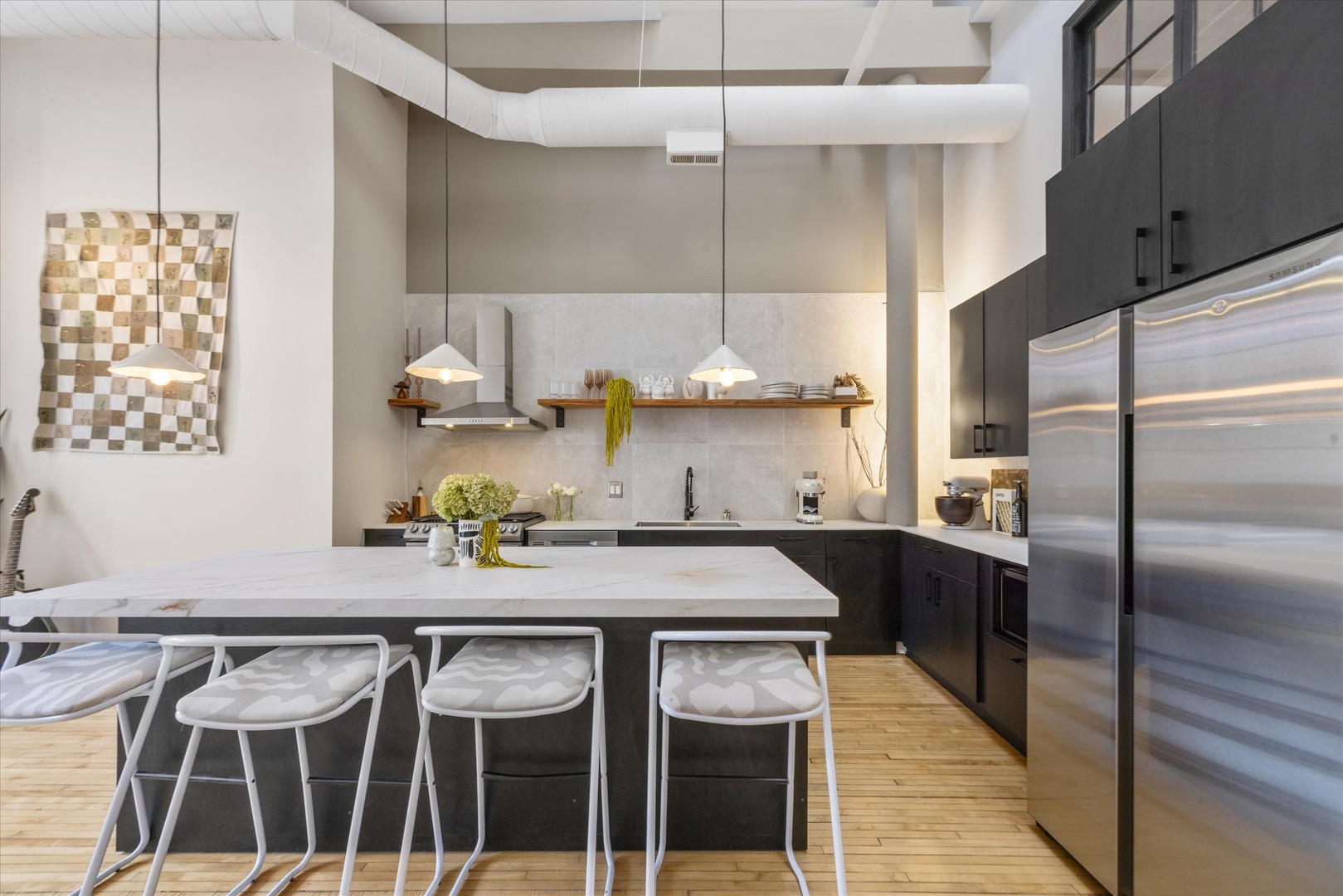 3024 North Lincoln Avenue Chicago IL 60657