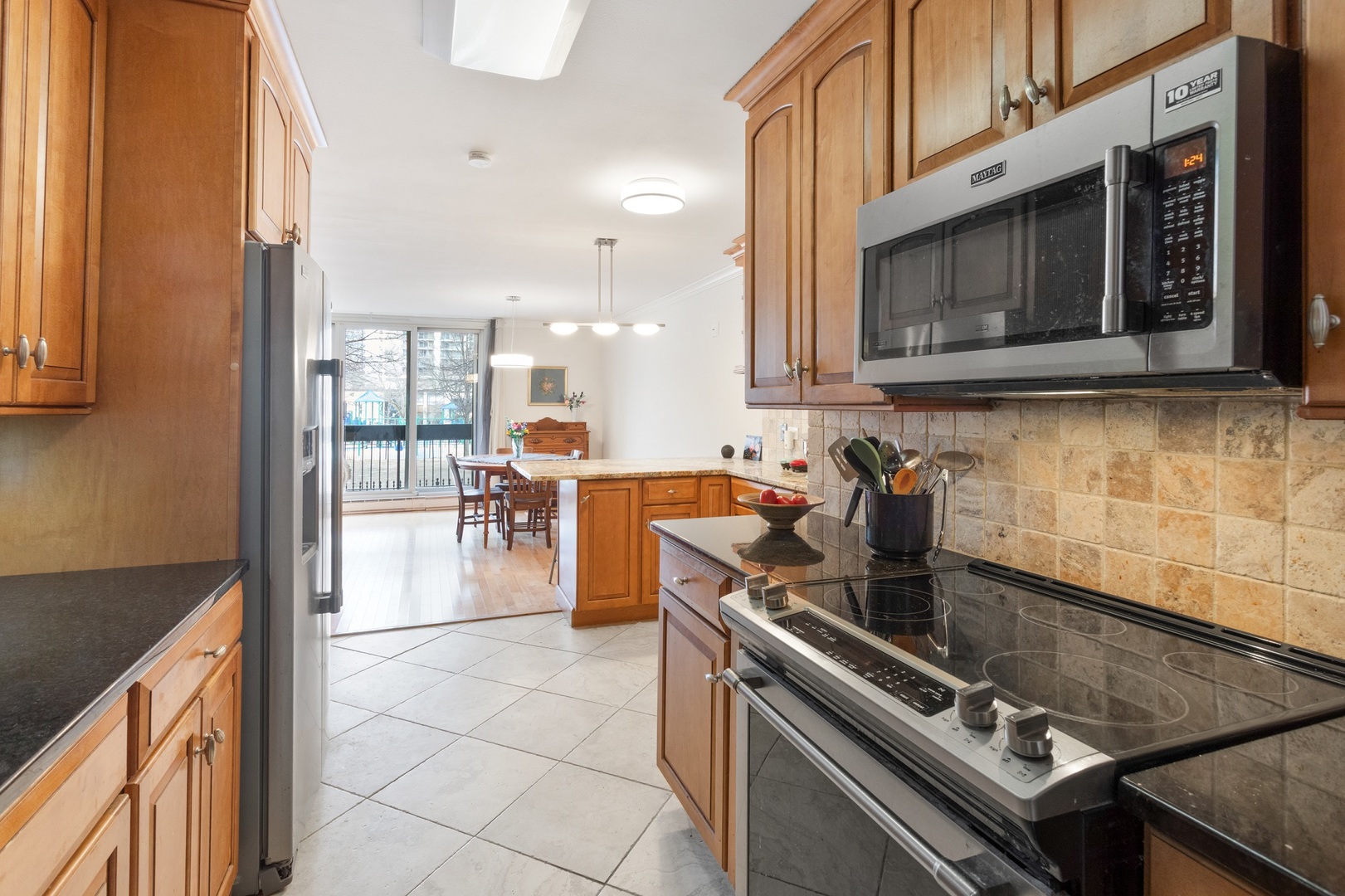5901 North Sheridan Road Chicago IL 60660