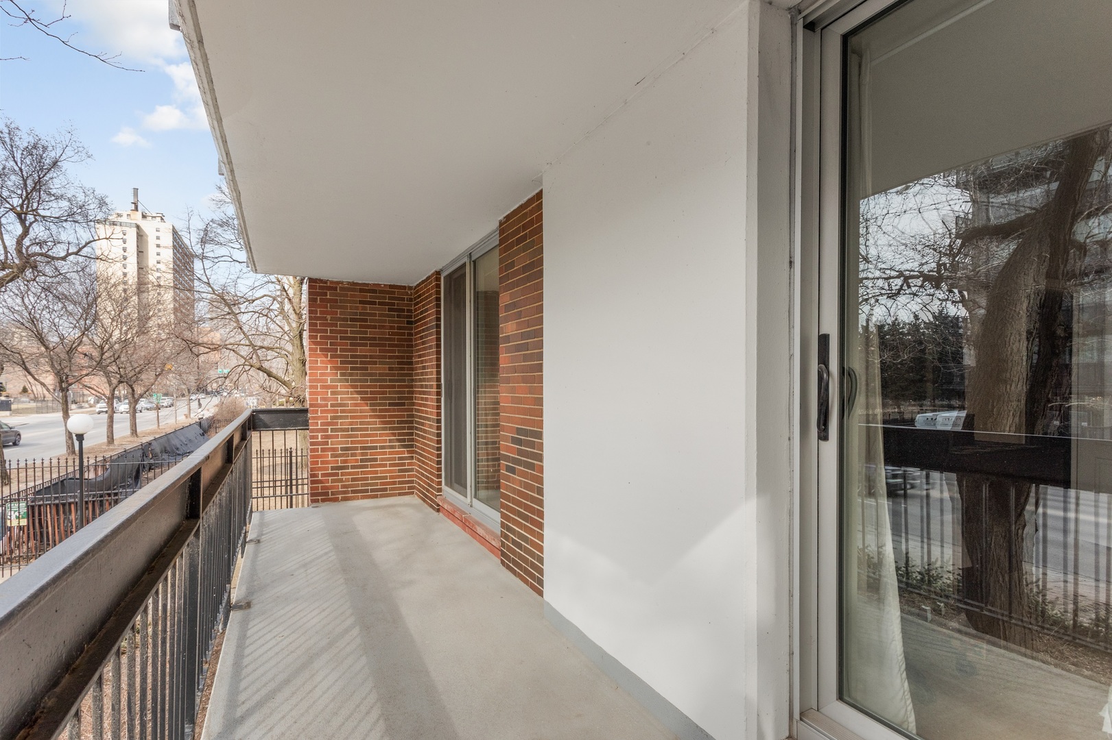 5901 North Sheridan Road Chicago IL 60660
