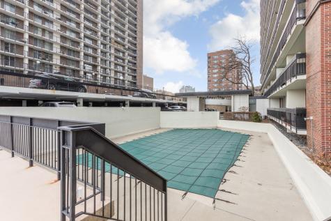 5901 North Sheridan Road Chicago IL 60660