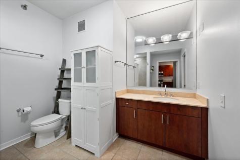757 North Orleans Street Chicago IL 60654