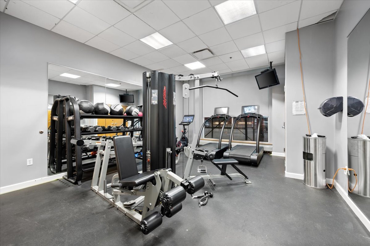 757 North Orleans Street Chicago IL 60654