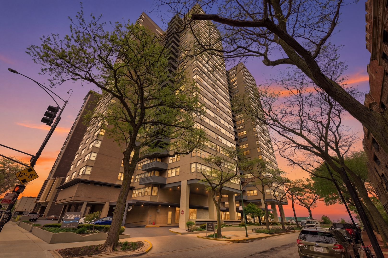 6301 North Sheridan Road Chicago IL 60660