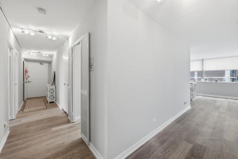 6301 North Sheridan Road Chicago IL 60660