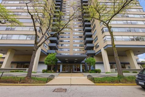 6301 North Sheridan Road Chicago IL 60660
