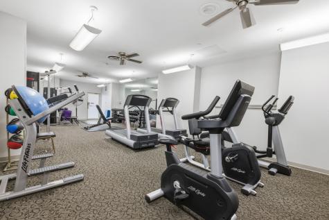 6301 North Sheridan Road Chicago IL 60660