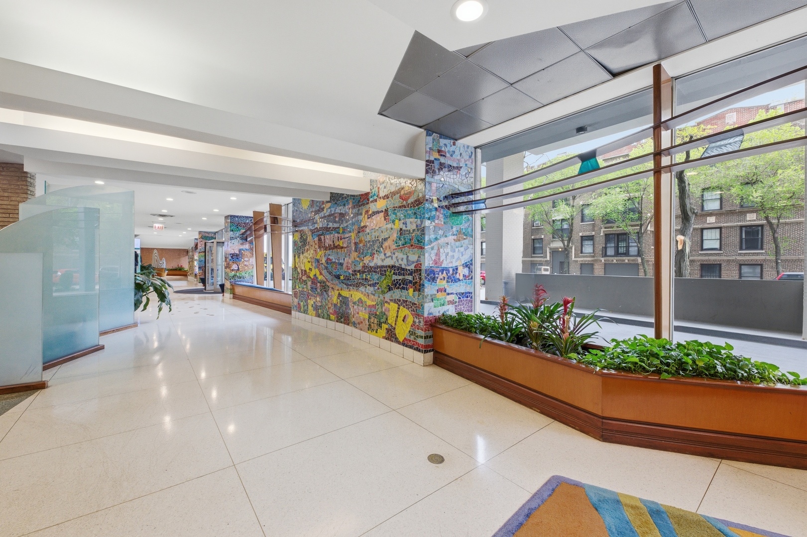 6301 North Sheridan Road Chicago IL 60660