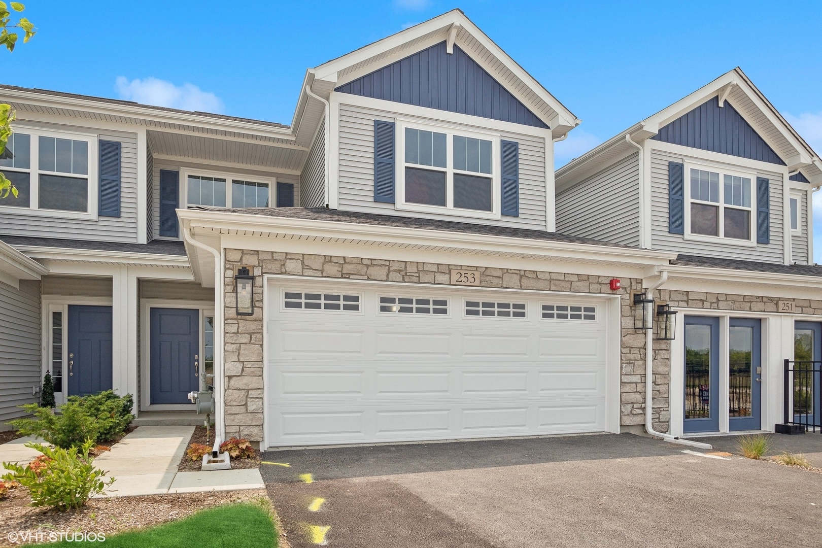 276 Masters Drive Addison IL 60101