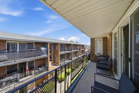 6255 South Mason Avenue Chicago IL 60638
