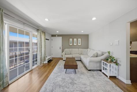 6255 South Mason Avenue Chicago IL 60638