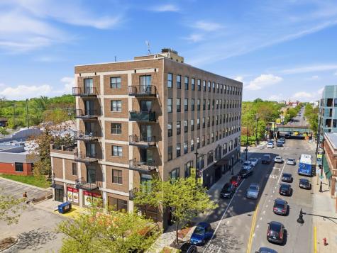 1791 West Howard Street Chicago IL 60626