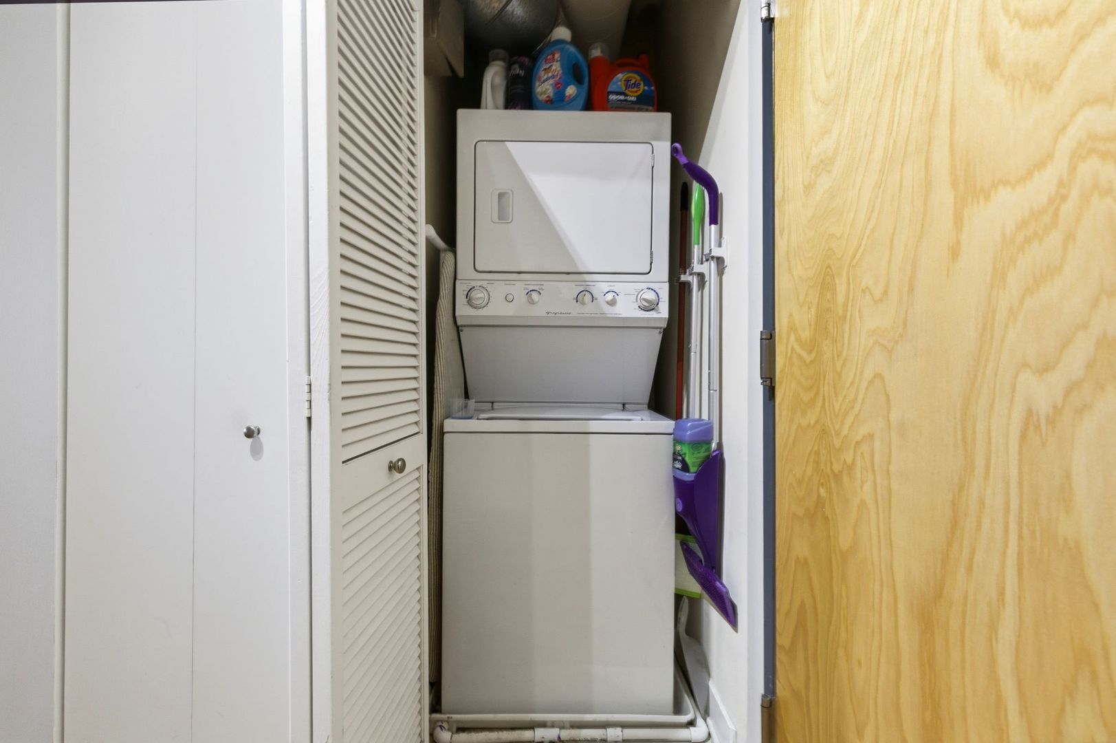 1791 West Howard Street Chicago IL 60626