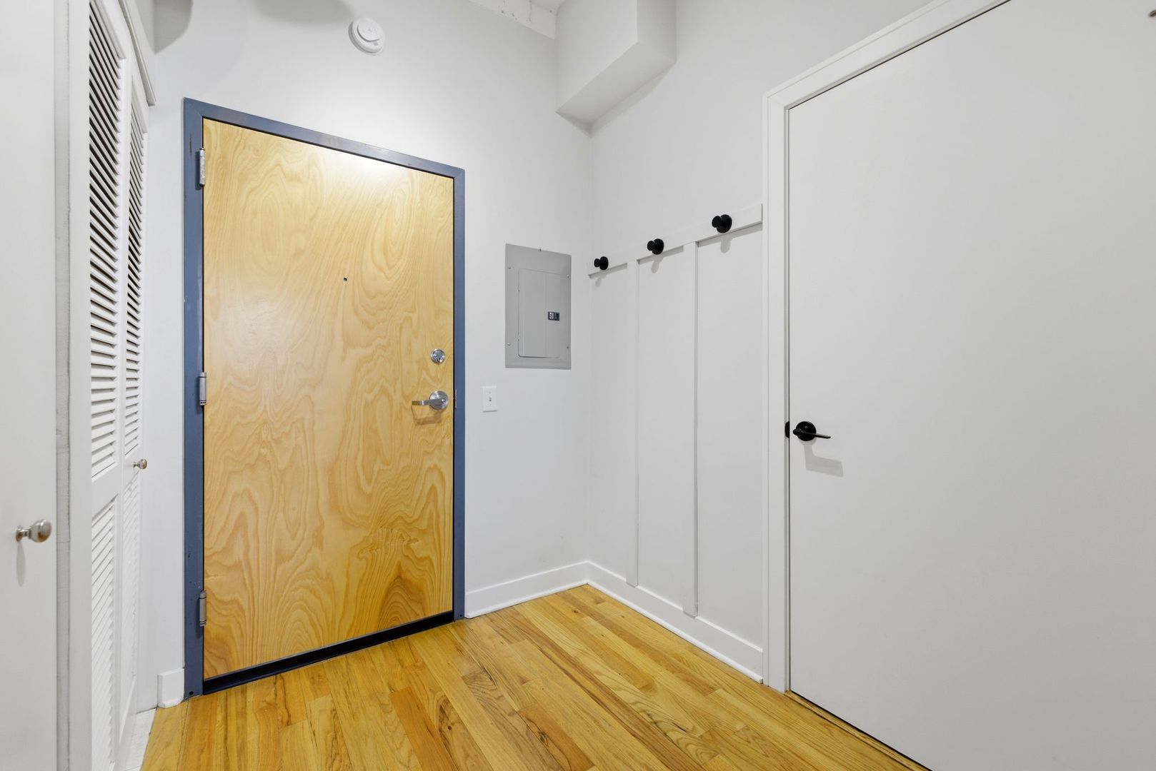 1791 West Howard Street Chicago IL 60626
