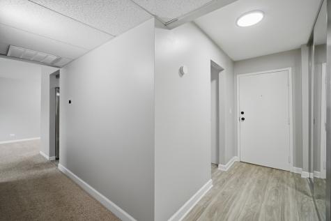 2600 Brookwood Way Drive Rolling Meadows IL 60008