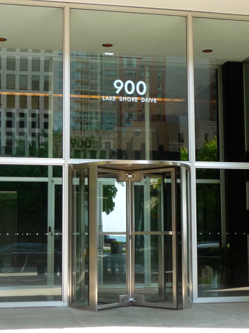 900 North Lake Shore Drive Chicago IL 60611