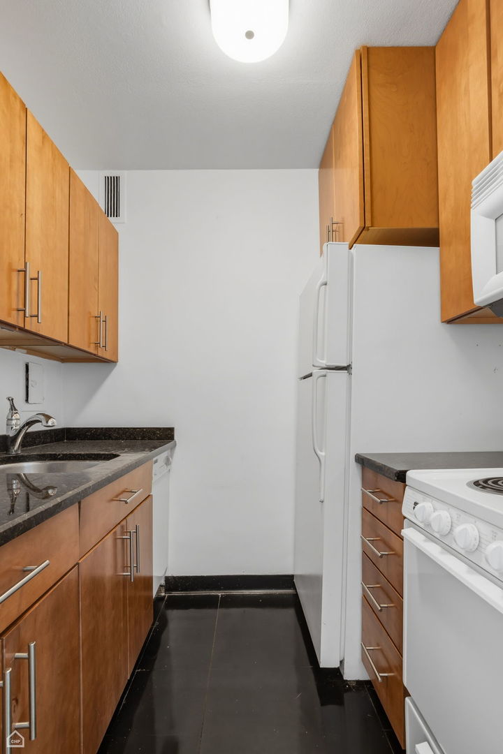 900 North Lake Shore Drive Chicago IL 60611