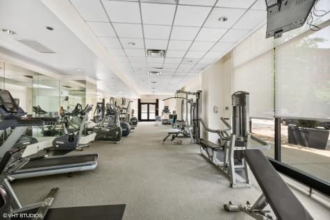849 North Franklin Street Chicago IL 60610