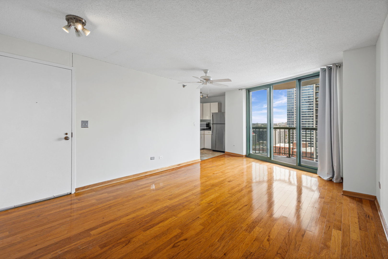 111 West Maple Street Chicago IL 60610