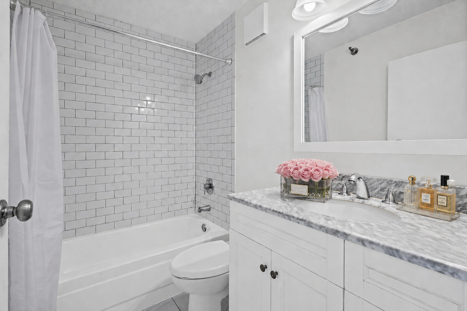 111 West Maple Street Chicago IL 60610