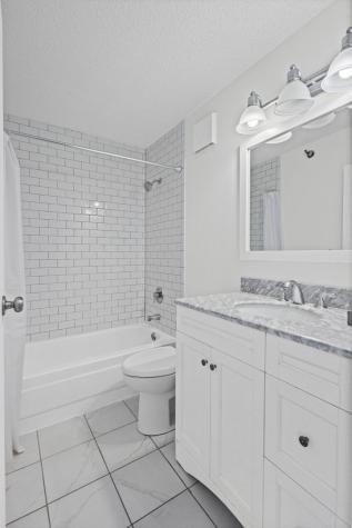 111 West Maple Street Chicago IL 60610