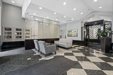 111 West Maple Street Chicago IL 60610