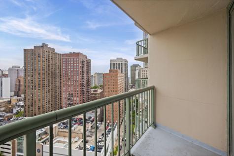111 West Maple Street Chicago IL 60610