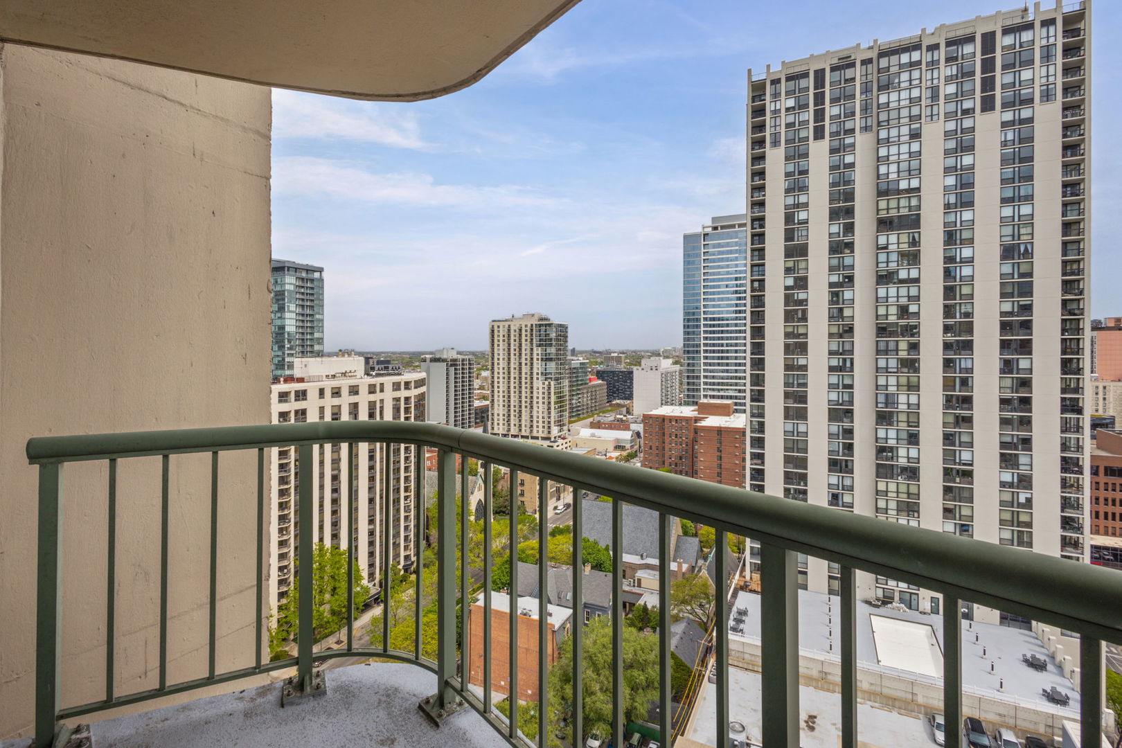 111 West Maple Street Chicago IL 60610