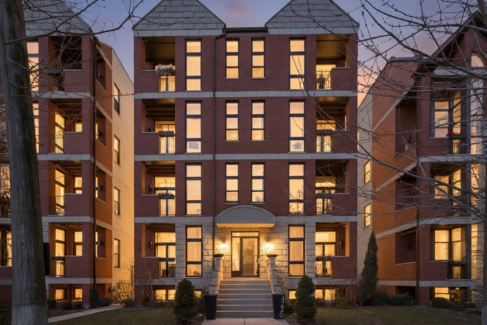 4220 South Ellis Avenue Chicago IL 60653
