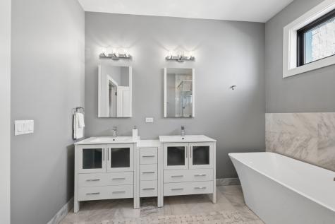 4220 South Ellis Avenue Chicago IL 60653