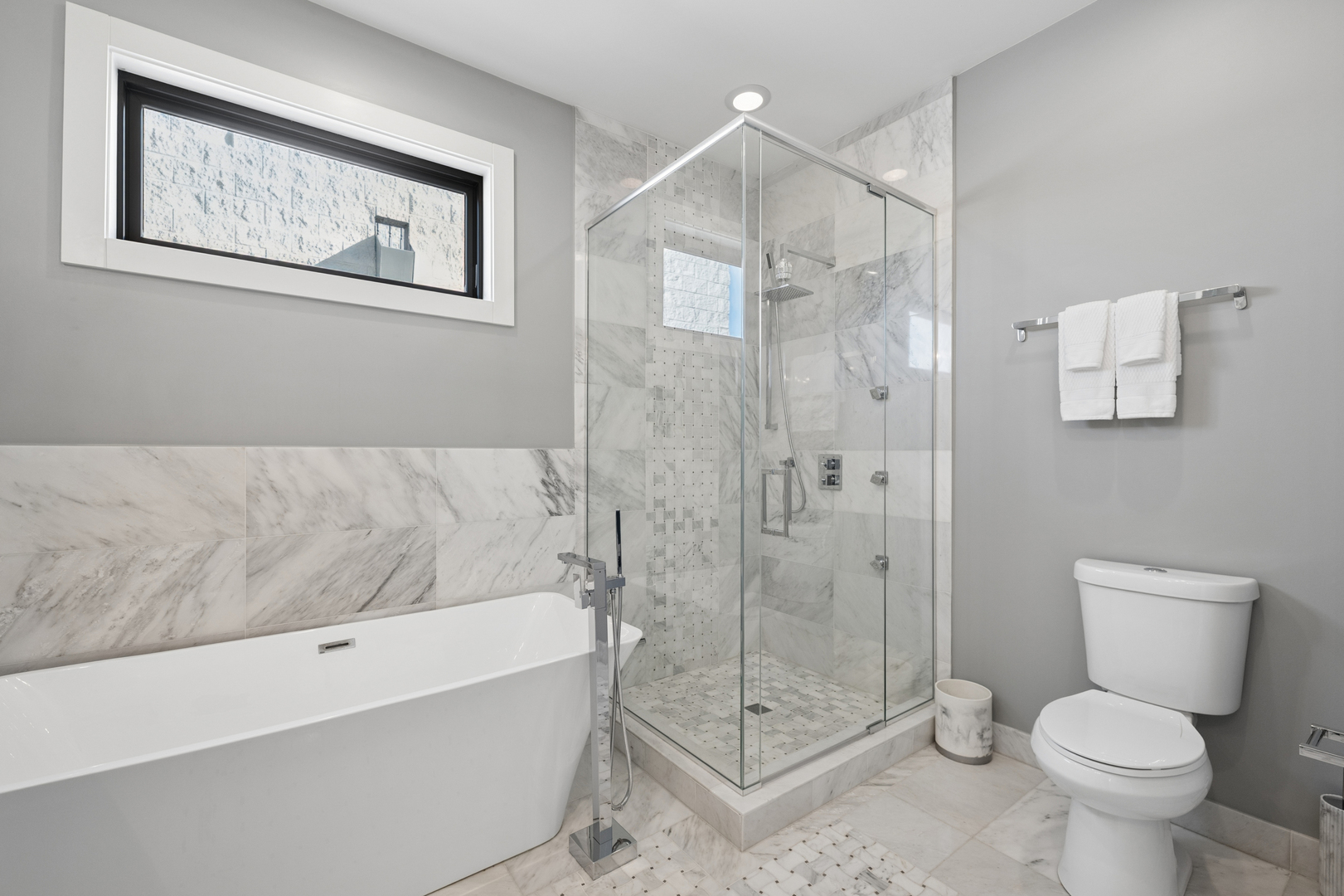 4220 South Ellis Avenue Chicago IL 60653