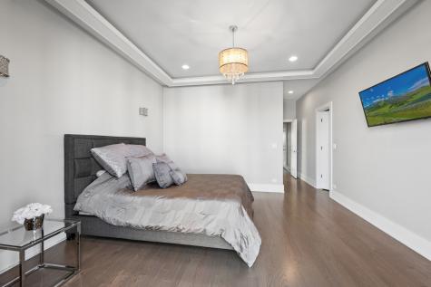 4220 South Ellis Avenue Chicago IL 60653