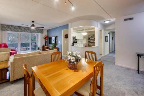710 Creekside Drive Mount Prospect IL 60056